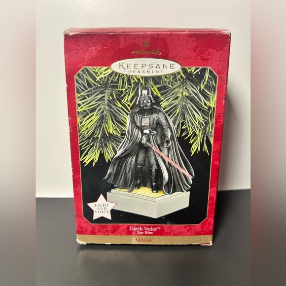 1997 Hallmark Keepsake Ornament Darth Vader Star Wars Series New Open Box - Picture 1 of 9